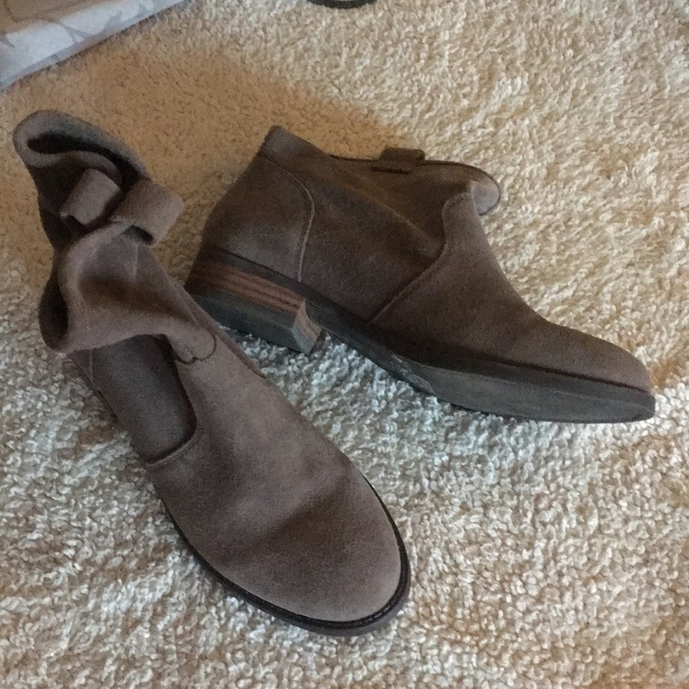 BCBGeneration Boots.*New